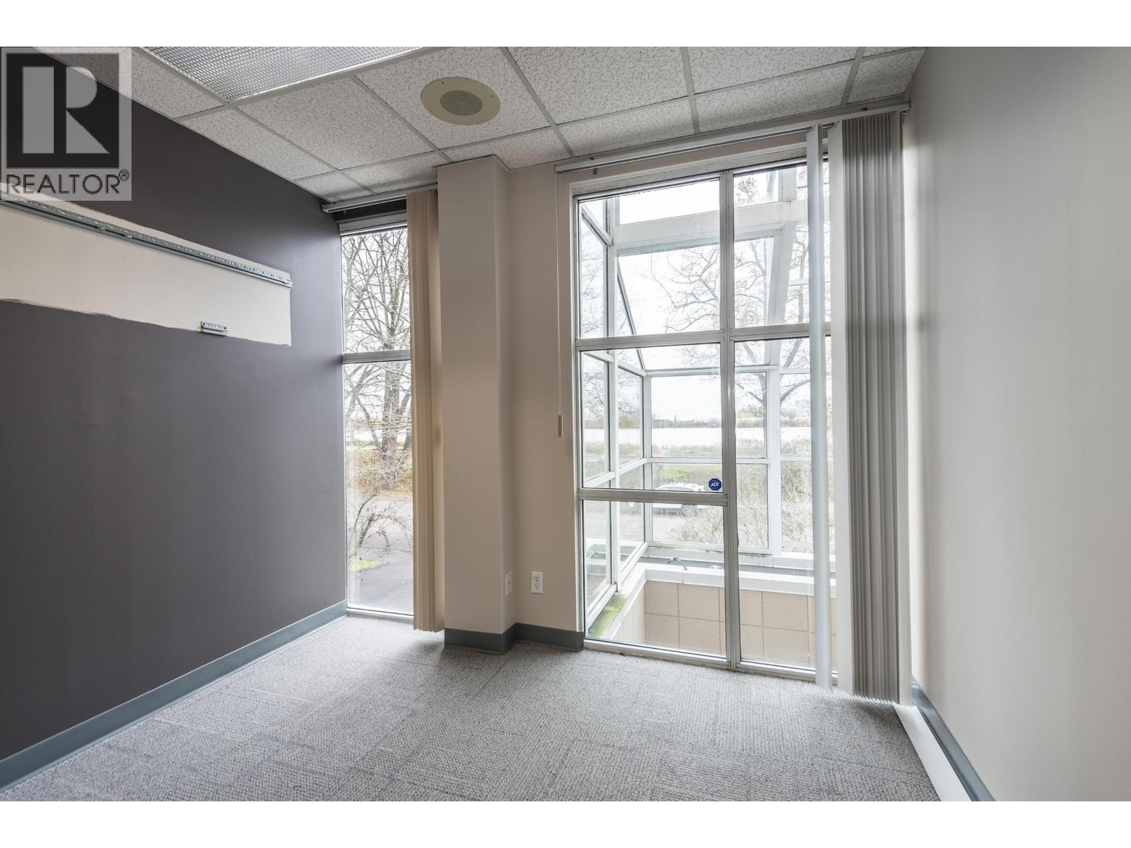 280 7580 RIVER ROAD, Richmond - Image 1