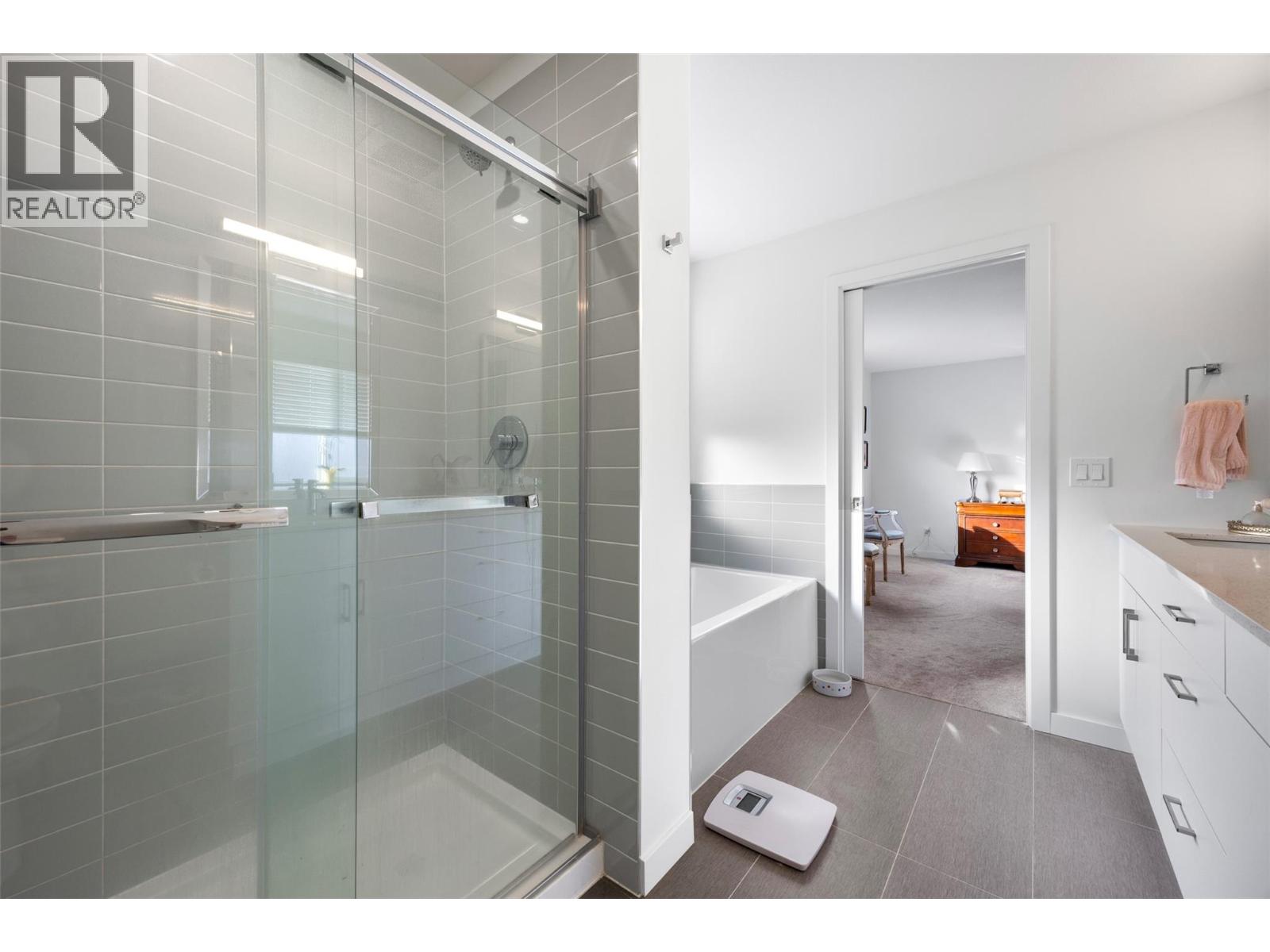 #136 2683 Ord Road - 24