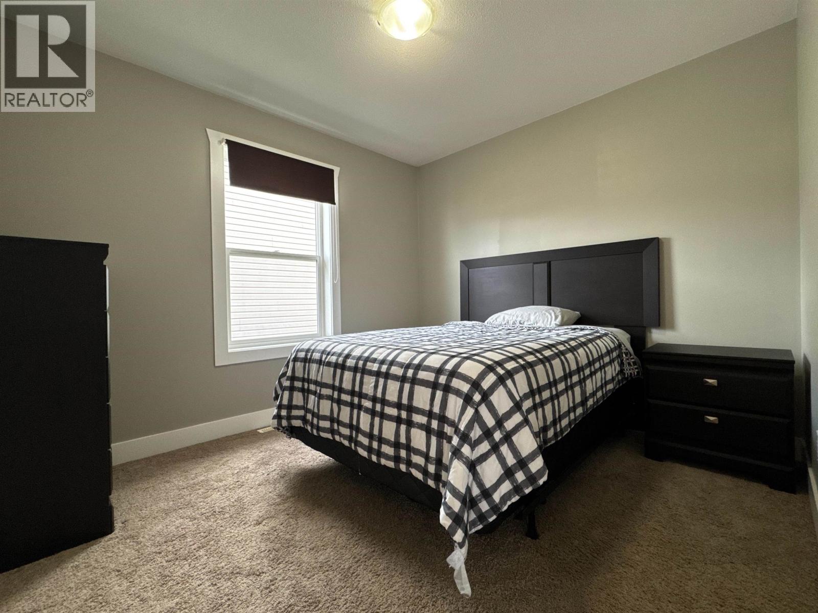 8312 85 AVENUE - 10