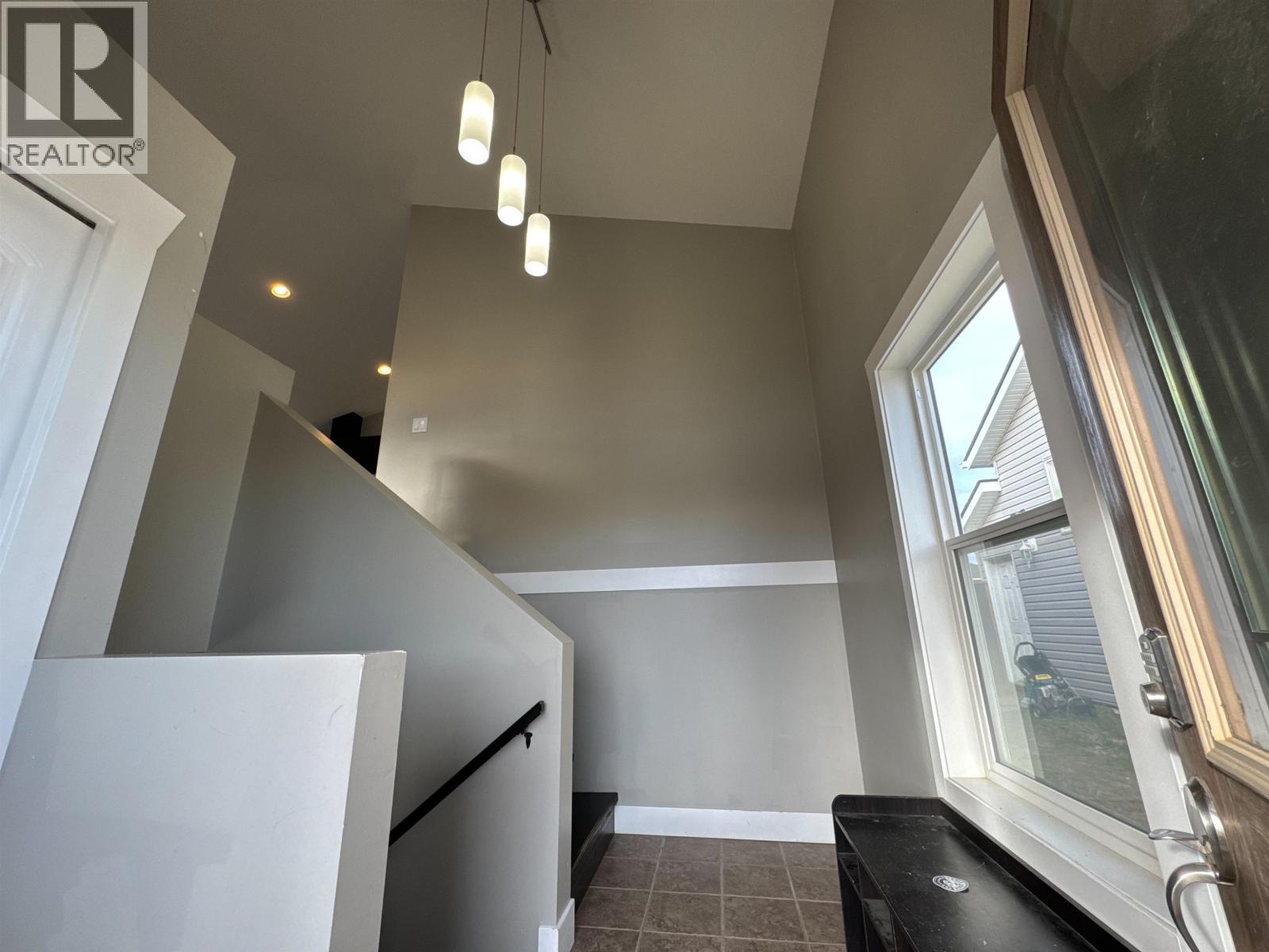 8312 85 AVENUE - 13