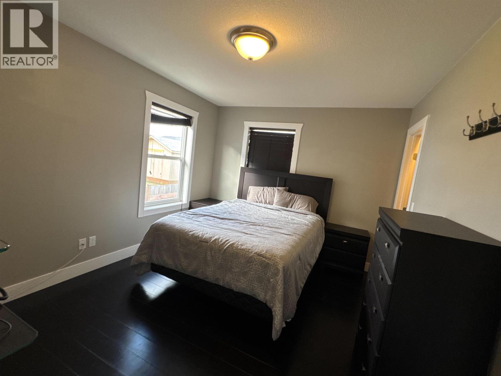 8312 85 AVENUE - 7