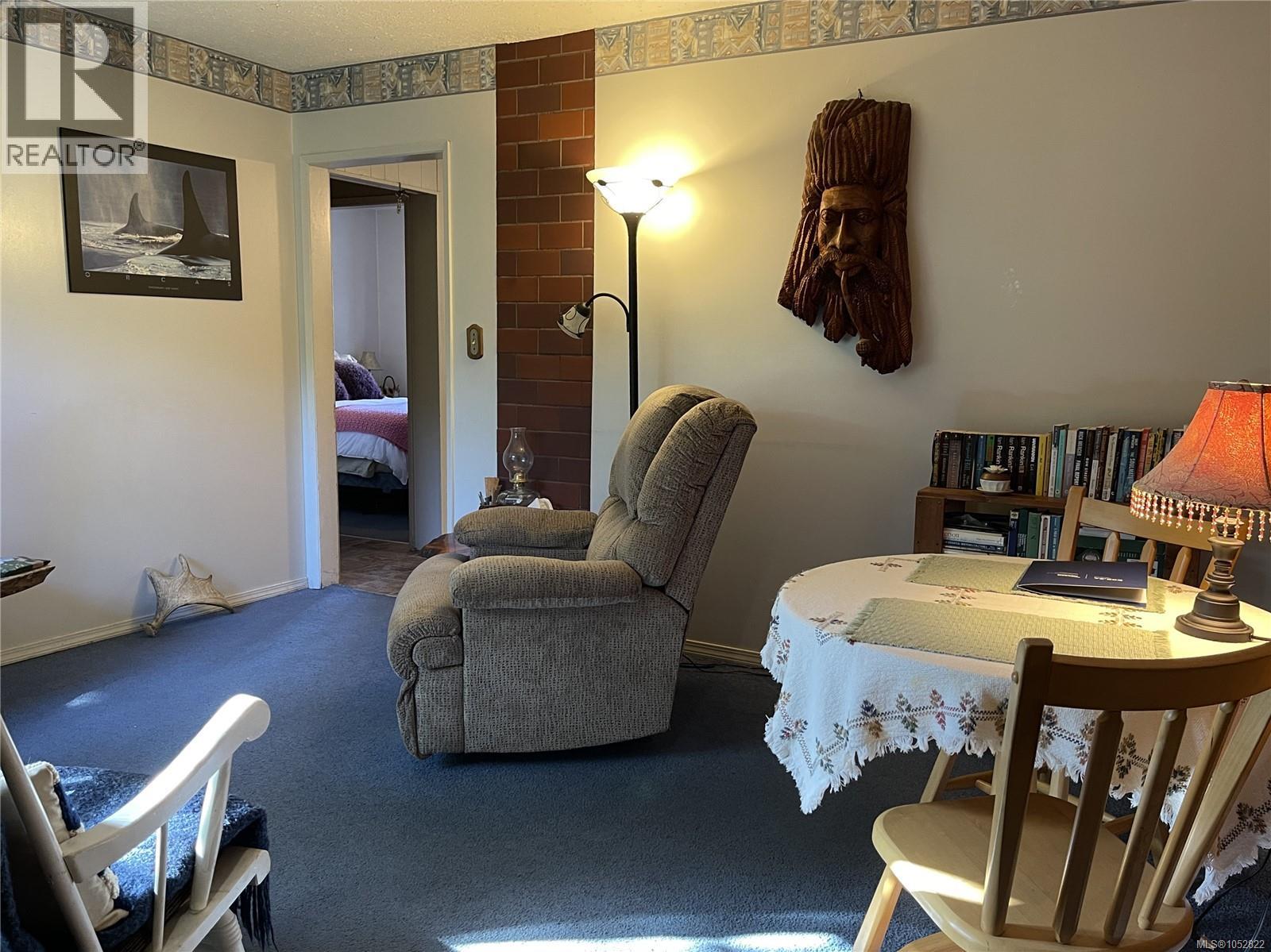 4818 Helen St - 4