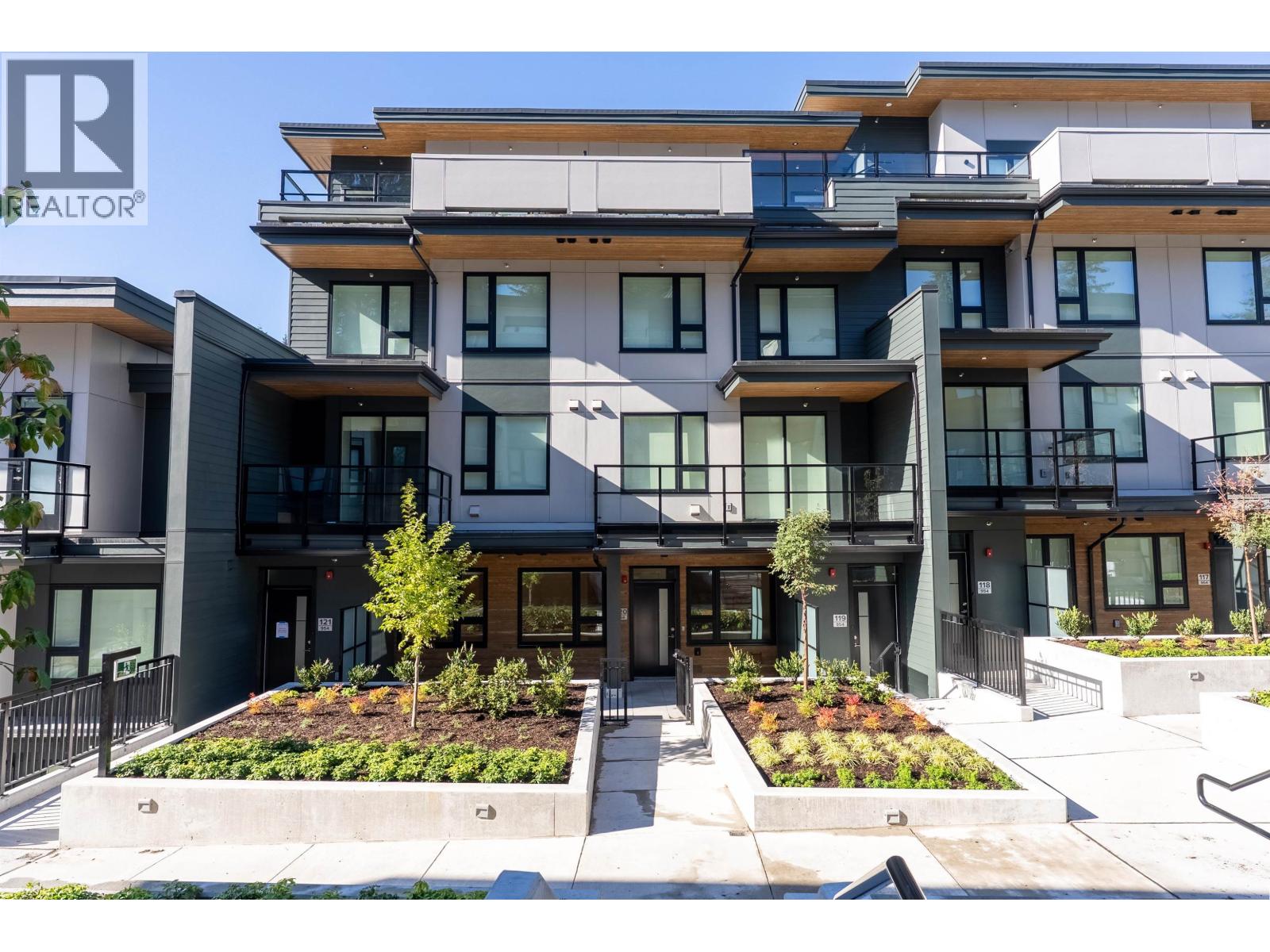 Photo of 120 954 LYTTON STREET 28