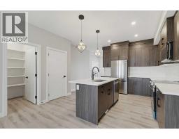 4pc Bathroom - 4353 61st Ave Innisfail, Innisfail, AB T4G0P3 Photo 6