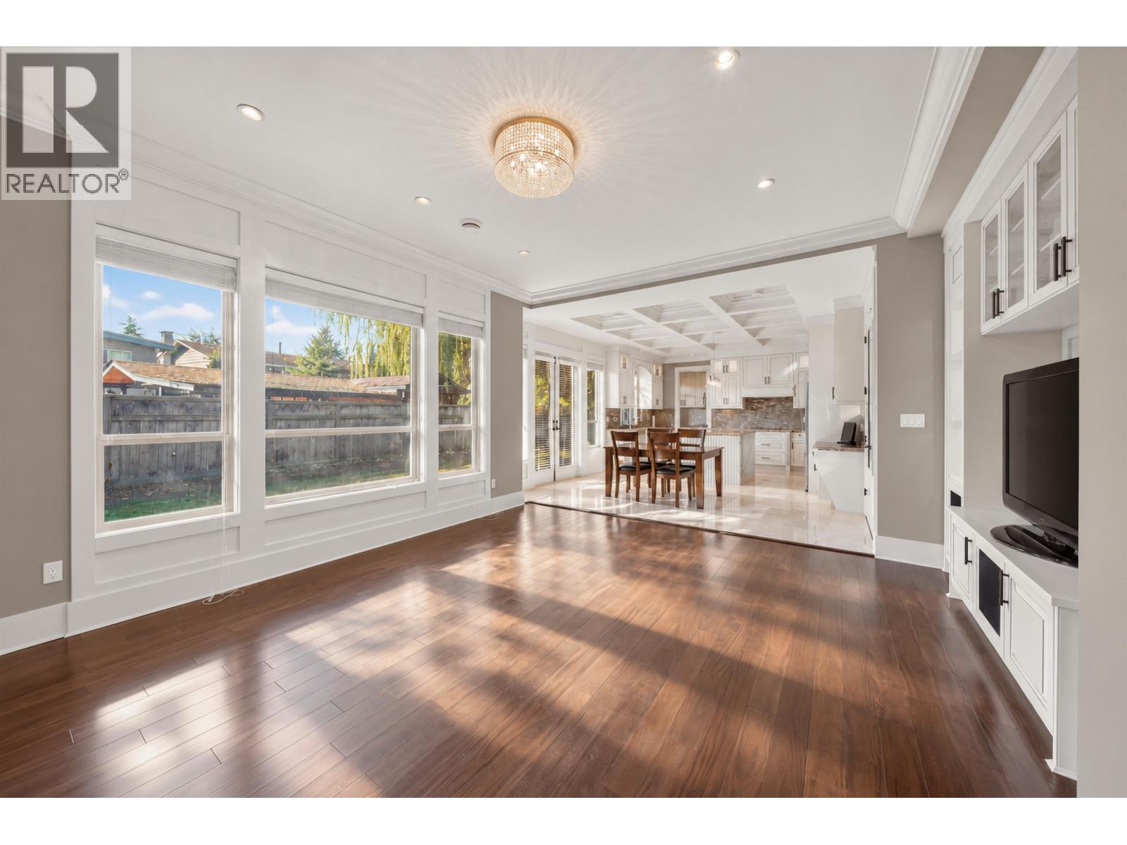 Photo of 6211 BELLFLOWER DRIVE 22