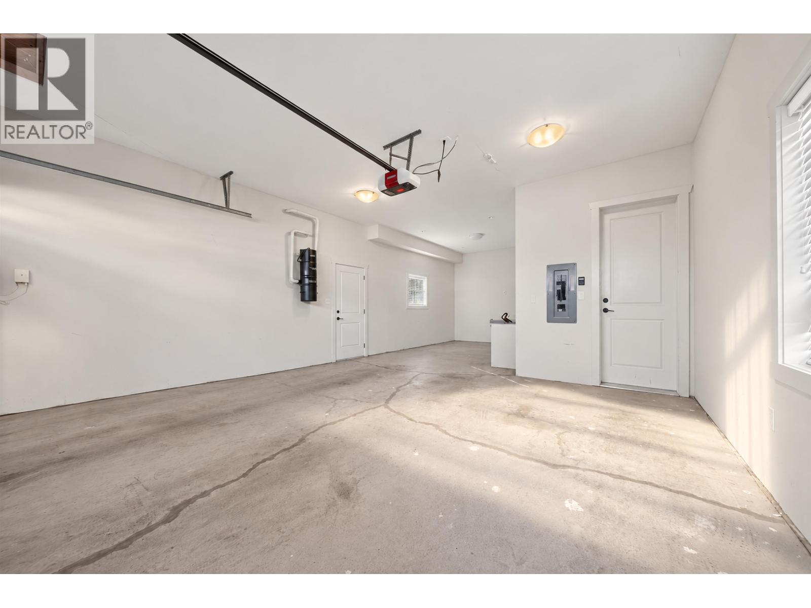 Photo of 6211 BELLFLOWER DRIVE 34