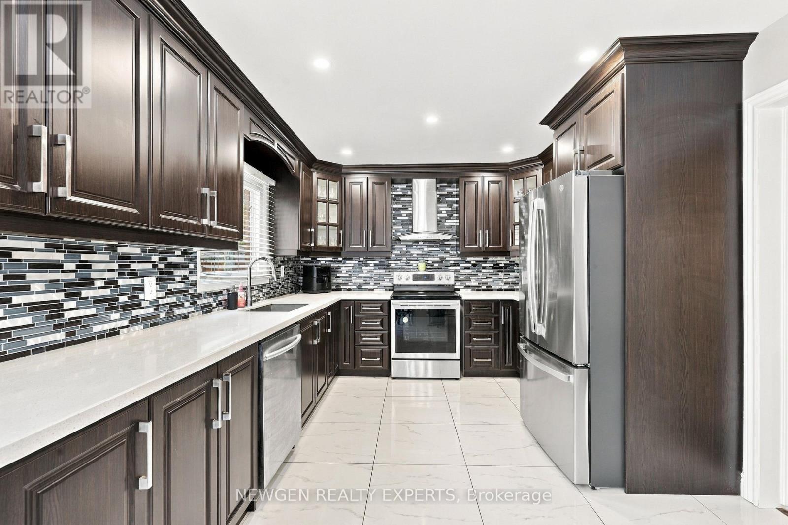 40 Foundry Crescent East, Markham, ON photo 8