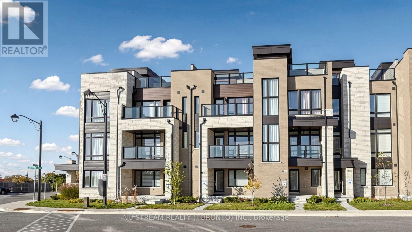 72 Ingersoll Lane, Richmond Hill, ON