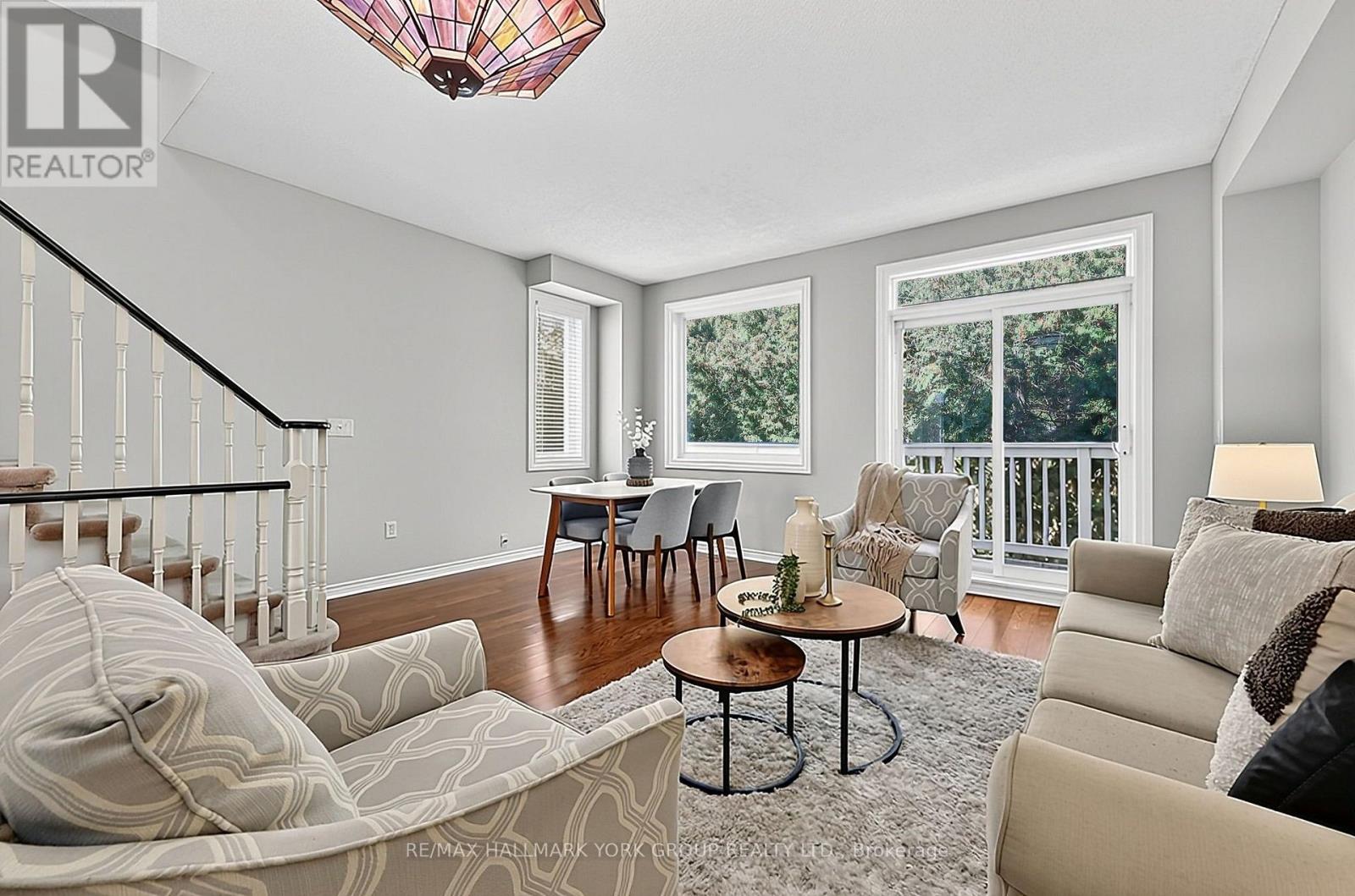 923 Creekfront Way, Newmarket, ON photo 4