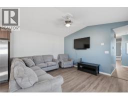 Foyer - 7805 Dallas Drive Unit# 7, Kamloops, BC V2C0E5 Photo 8
