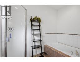 2060 Grasslands Boulevard, Kamloops, BC V2B0A6 Photo 20