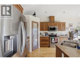 Laundry room - 2060 Grasslands Boulevard, Kamloops, BC V2B0A6 Photo 13