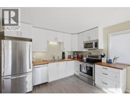 2060 Grasslands Boulevard, Kamloops, BC V2B0A6 Photo 31