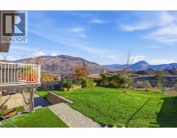 2060 Grasslands Boulevard, Kamloops, BC V2B0A6 Photo 48