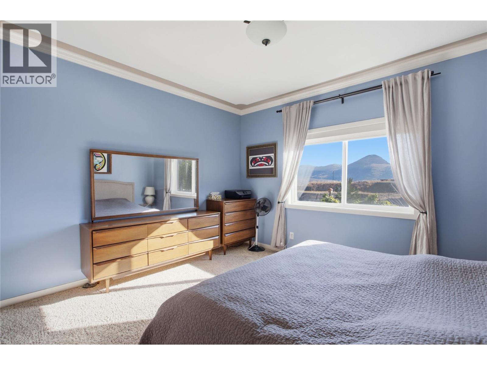 2060 Grasslands Boulevard - 18