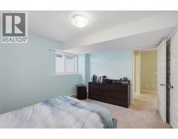 2060 Grasslands Boulevard, Kamloops, BC V2B0A6 Photo 40