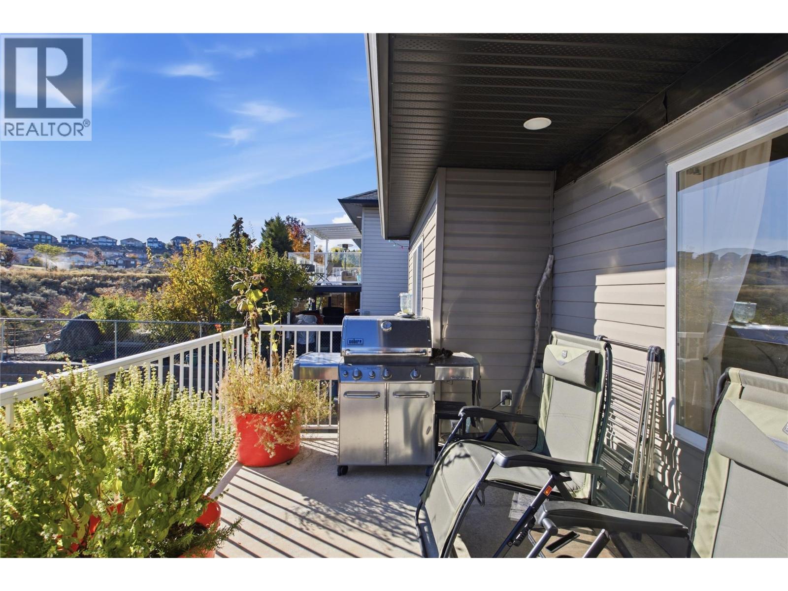 2060 Grasslands Boulevard - 46