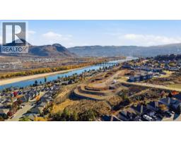 2060 Grasslands Boulevard, Kamloops, BC V2B0A6 Photo 64