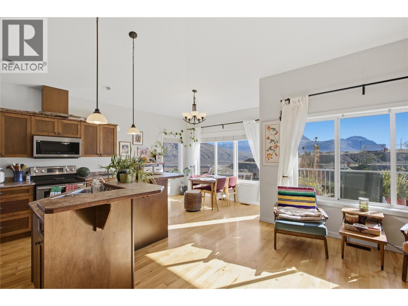 2060 Grasslands Boulevard - 2