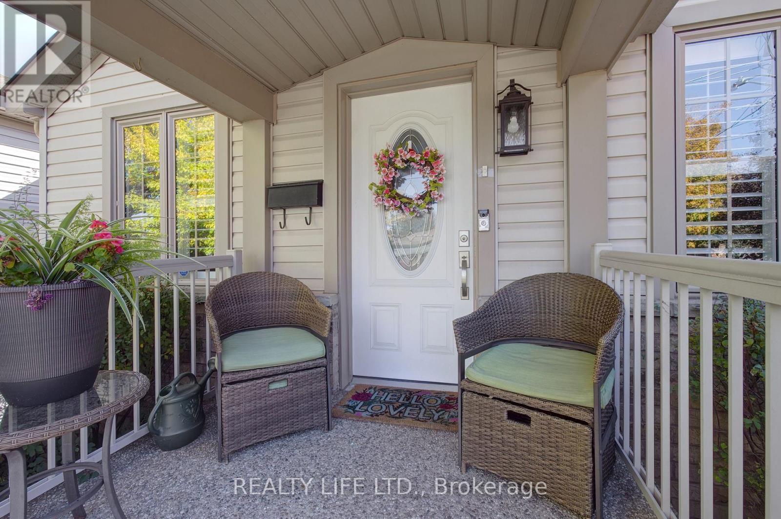 44 Miles Street, Milton, ON photo 4
