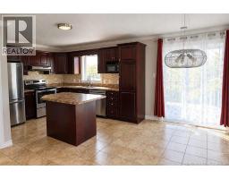 34 Tanya Crescent, photo 6