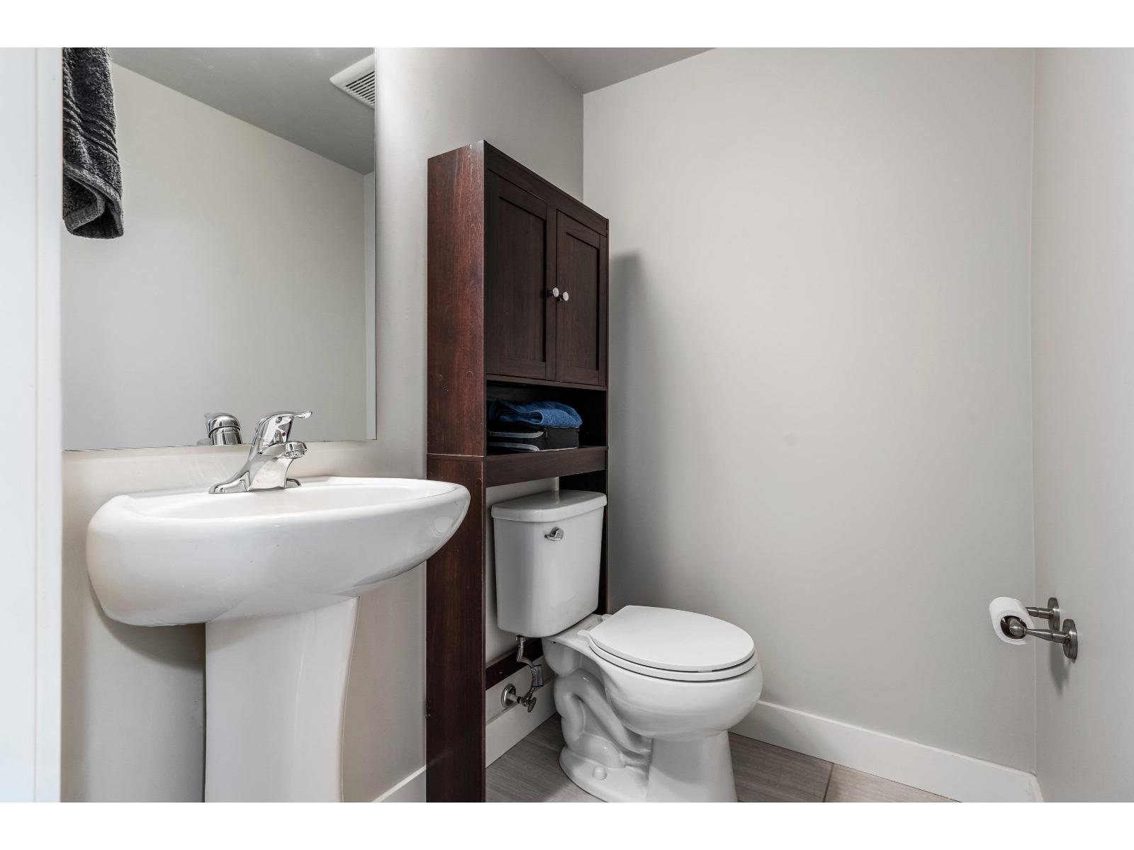 Photo of 62 8413 MIDTOWN WAY, Chilliwack Proper South 32