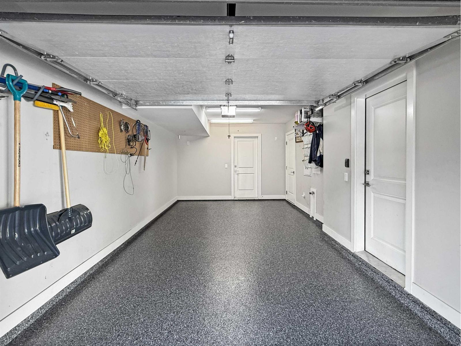 Photo of 62 8413 MIDTOWN WAY, Chilliwack Proper South 33