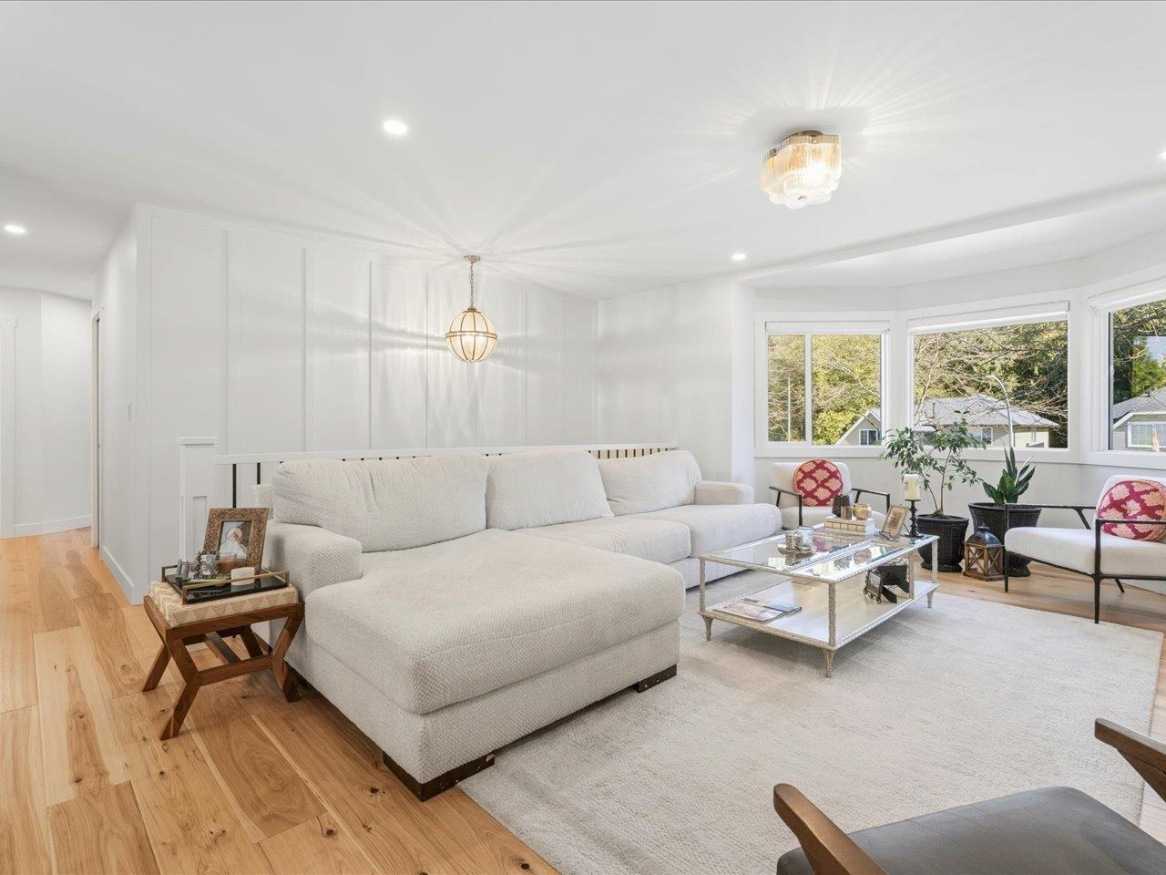 Photo of 9007 214B STREET 6