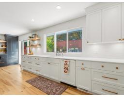 9007 214b Street, Langley, BC V1M2N1 Photo 13