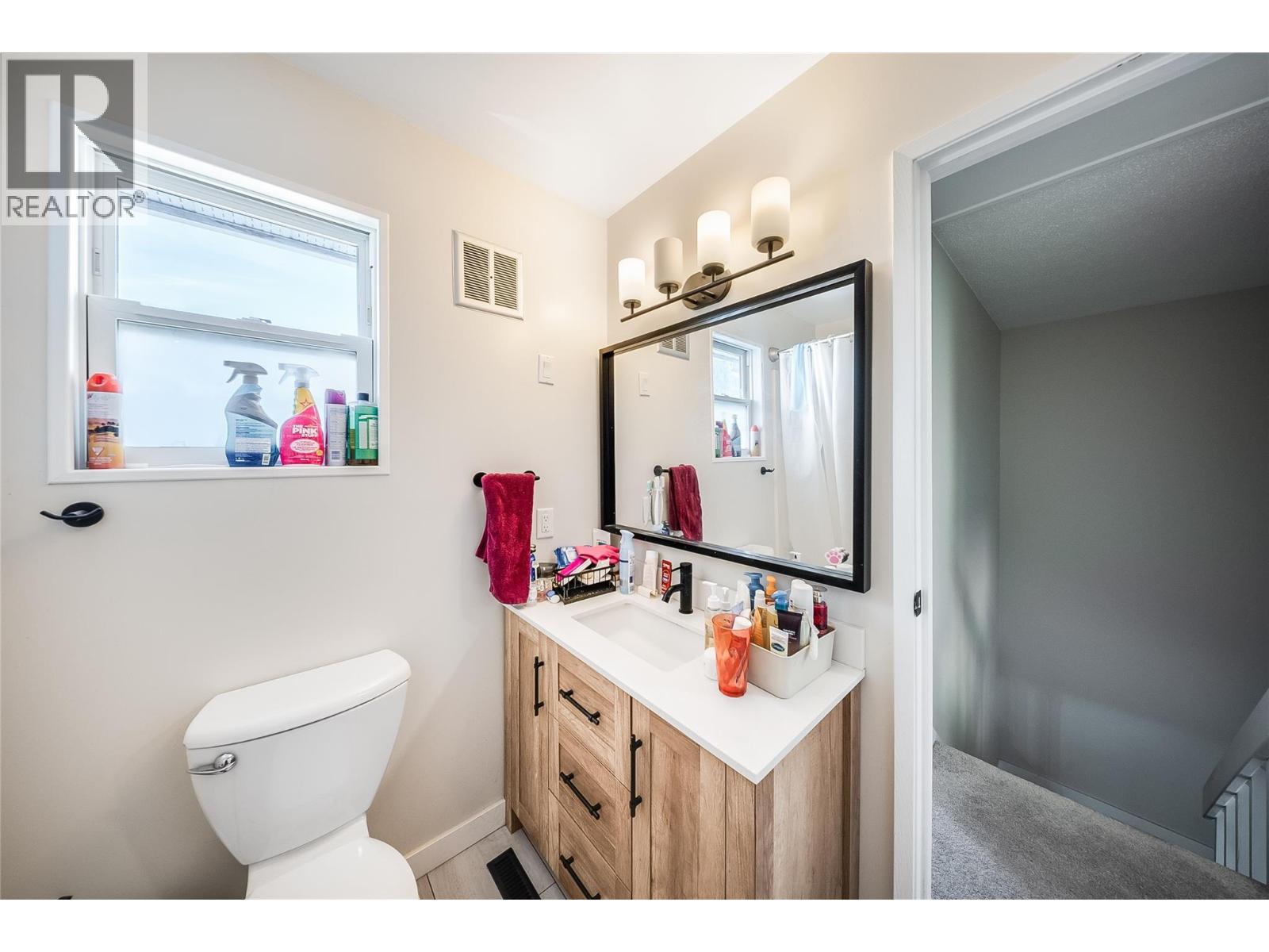 3307 LAUREL Crescent, Trail - Image 1