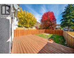 4pc Bathroom - 3307 Laurel Crescent, Trail, BC V1R4M6 Photo 6