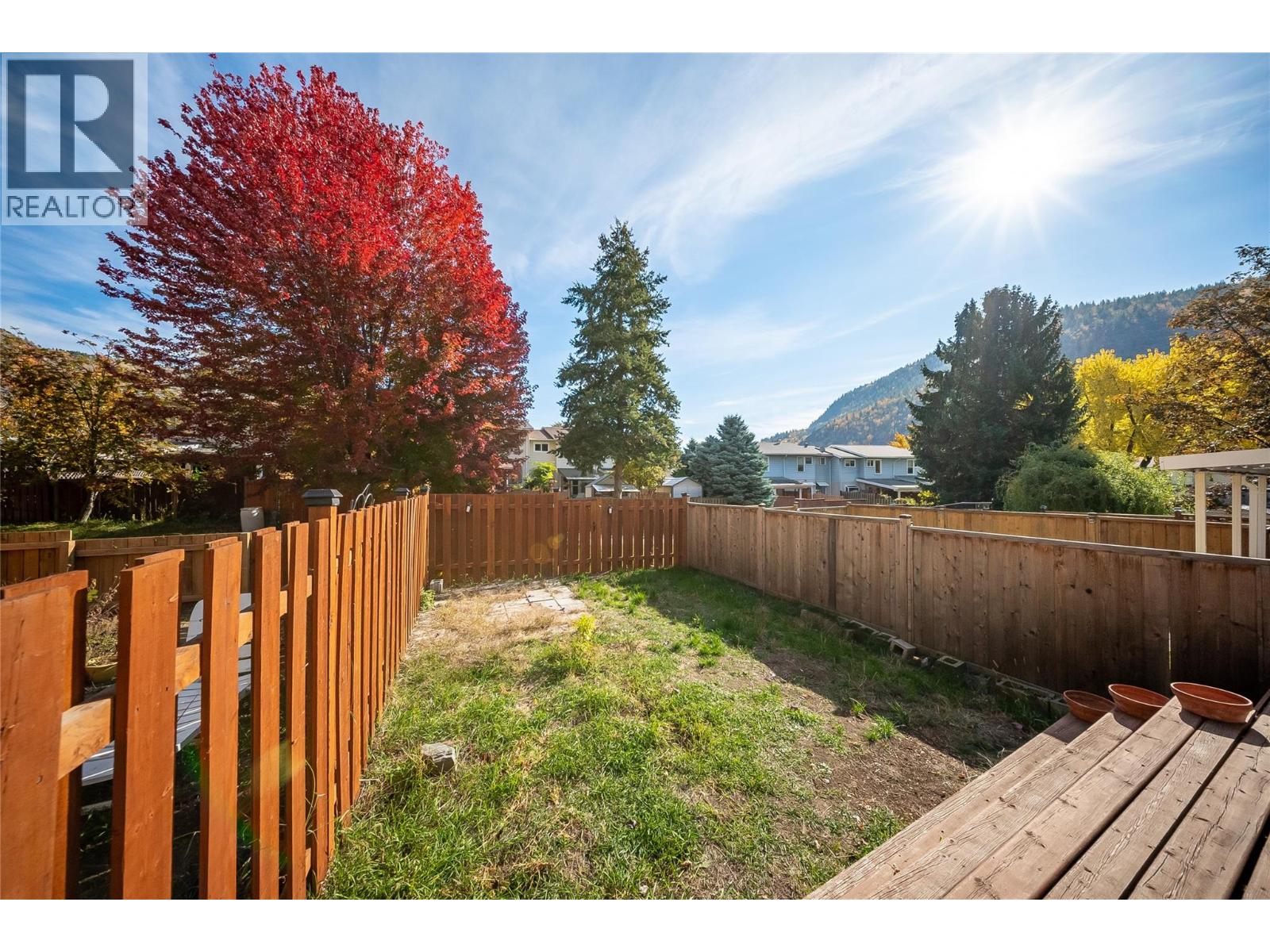 3307 LAUREL Crescent, Trail - Image 1