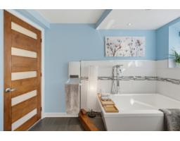 99 Rue Labelle, Gatineau, QC J8Y0A6 Photo 12