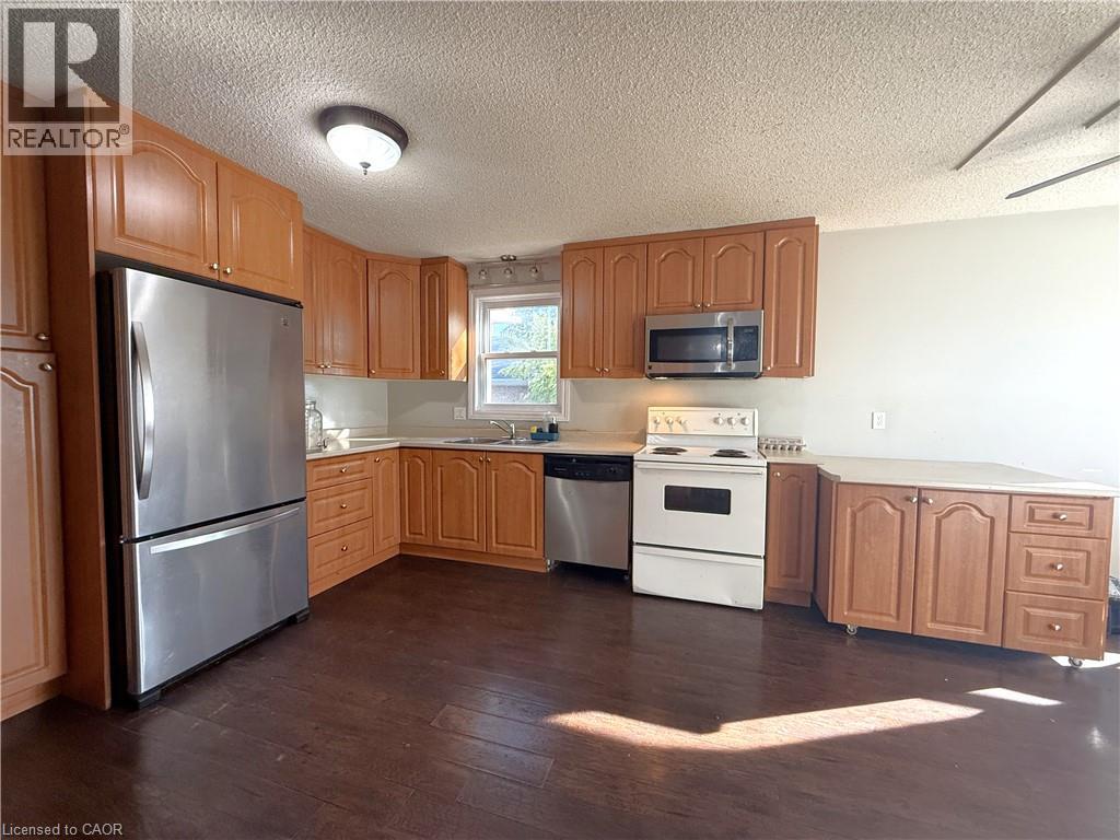 42 SOUTHWOOD Court, Kitchener — photo 10