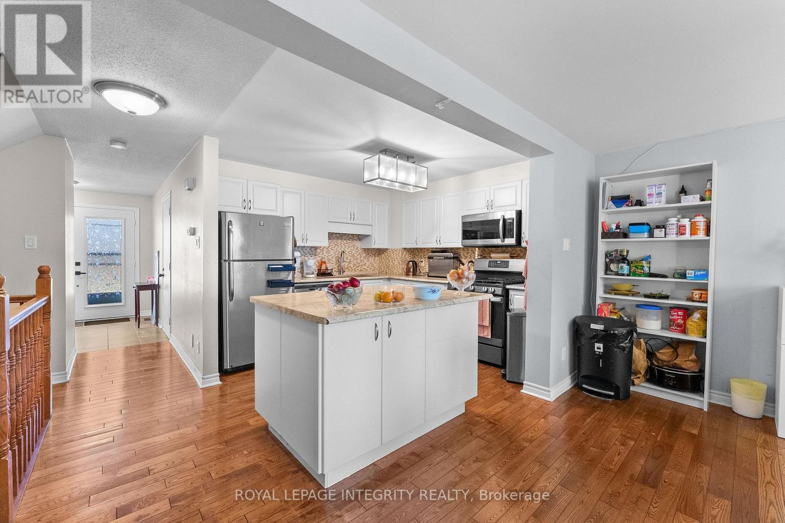 1930 ASHMONT STREET, Ottawa — photo 12