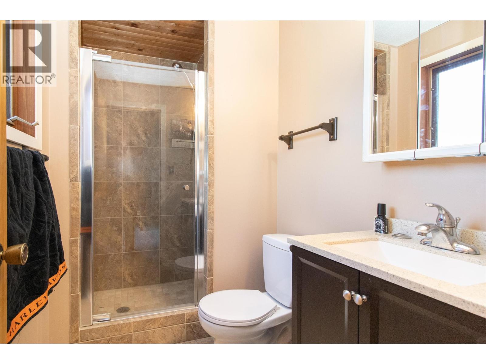  2970 Sandstone Drive, West Kelowna