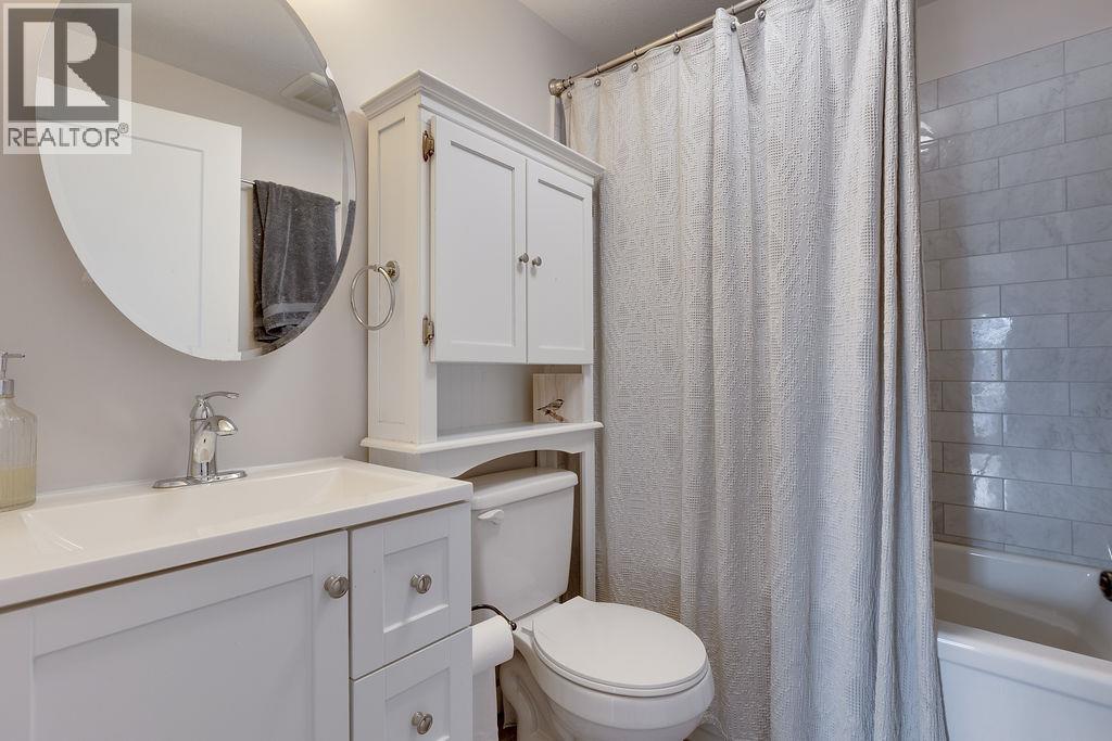 Photo 6 of 37