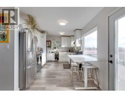 Photo 9 of 37, 125 RONDANE CRESCENT · Prince George, BC