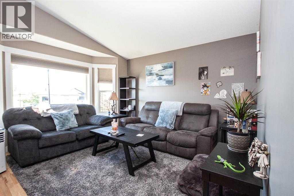 8934 69 Avenue, Grande Prairie — photo 3
