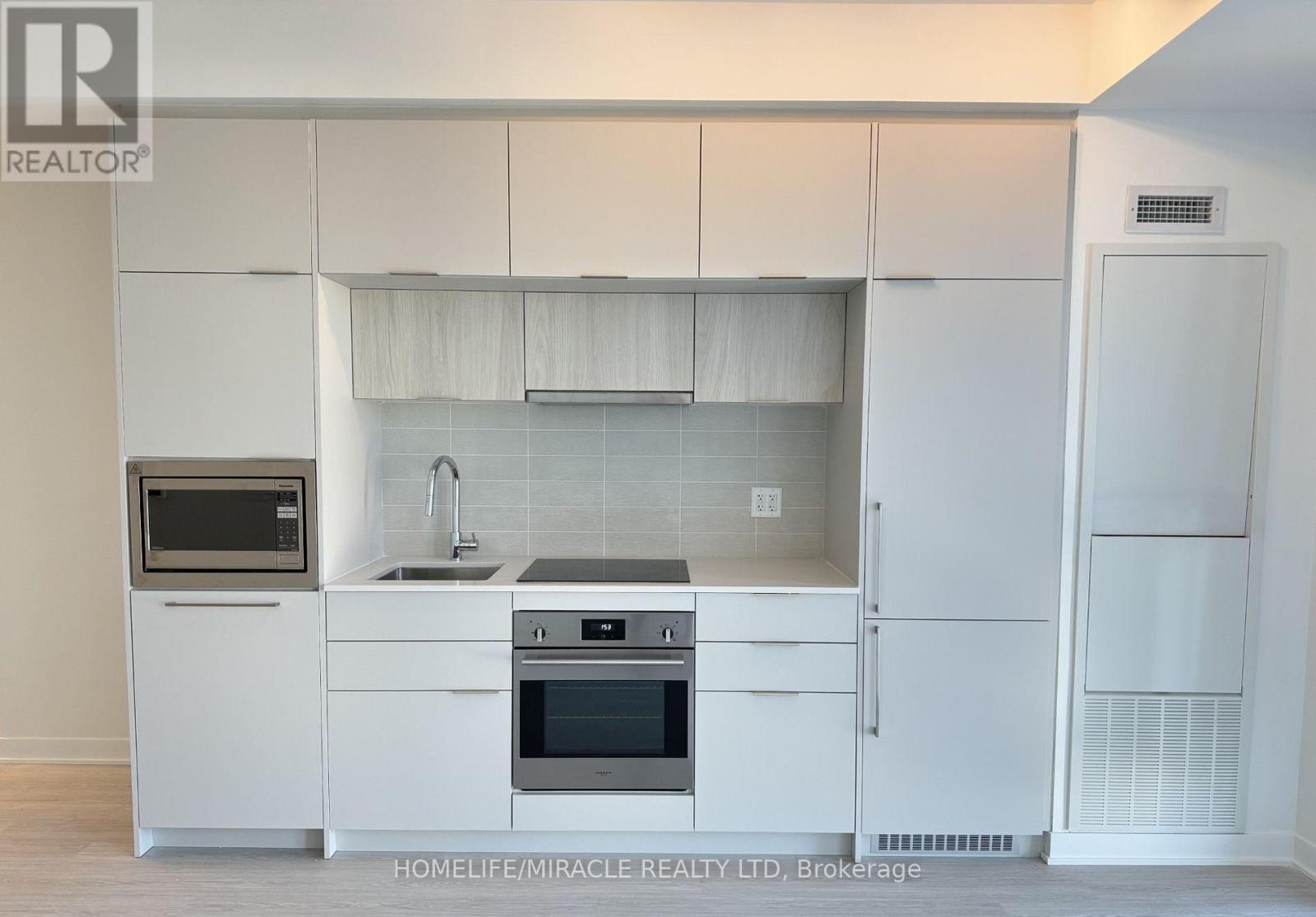 703 - 185 ALBERTA AVENUE, Toronto (Oakwood Village) — photo 3