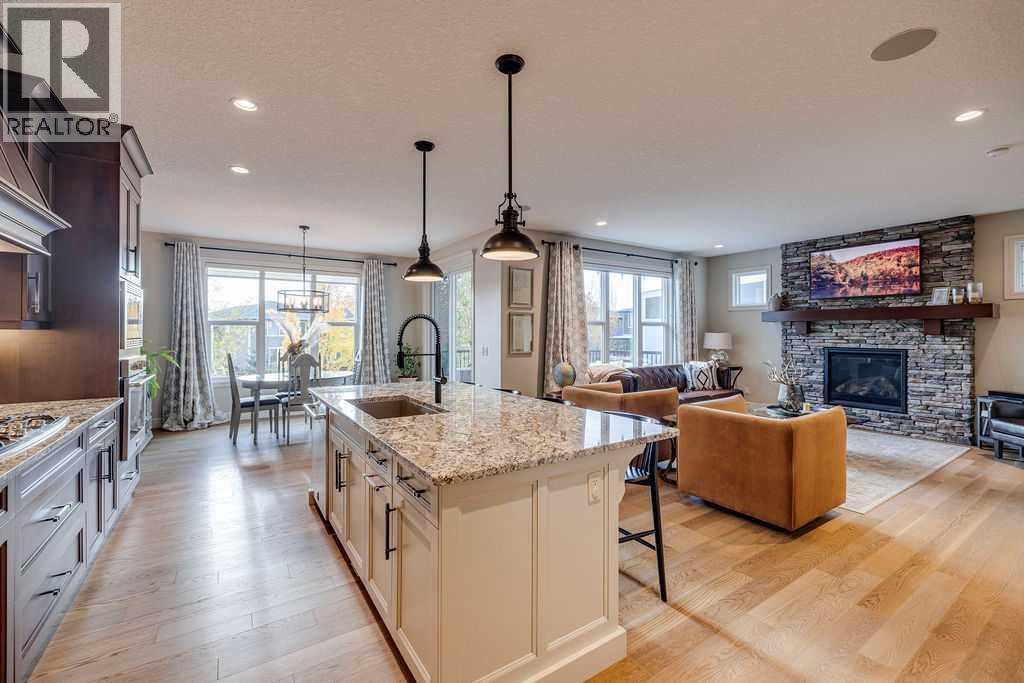 64 Cranbrook Crescent SE photo 15