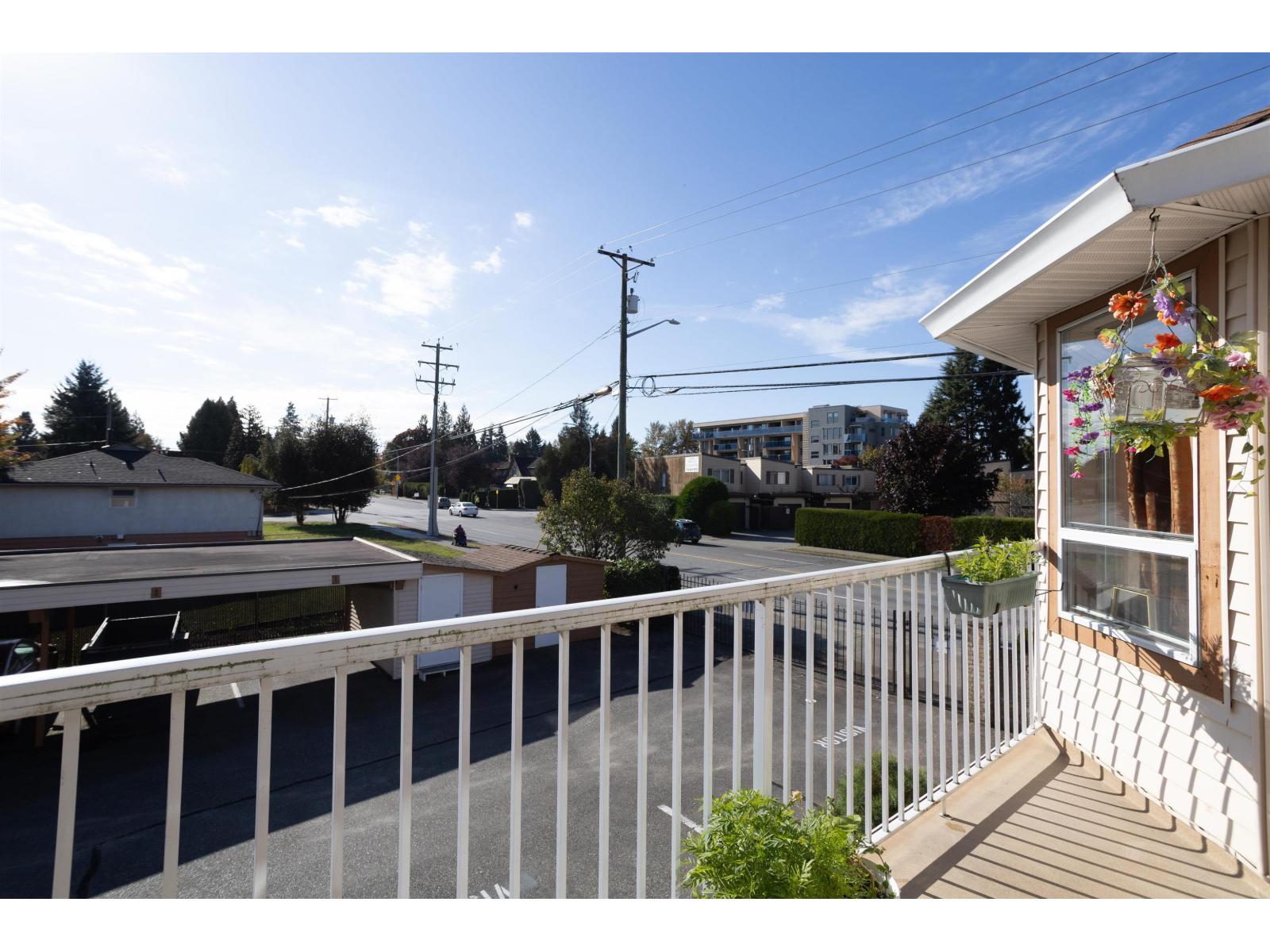 Photo of 2 2456 WARE STREET 21