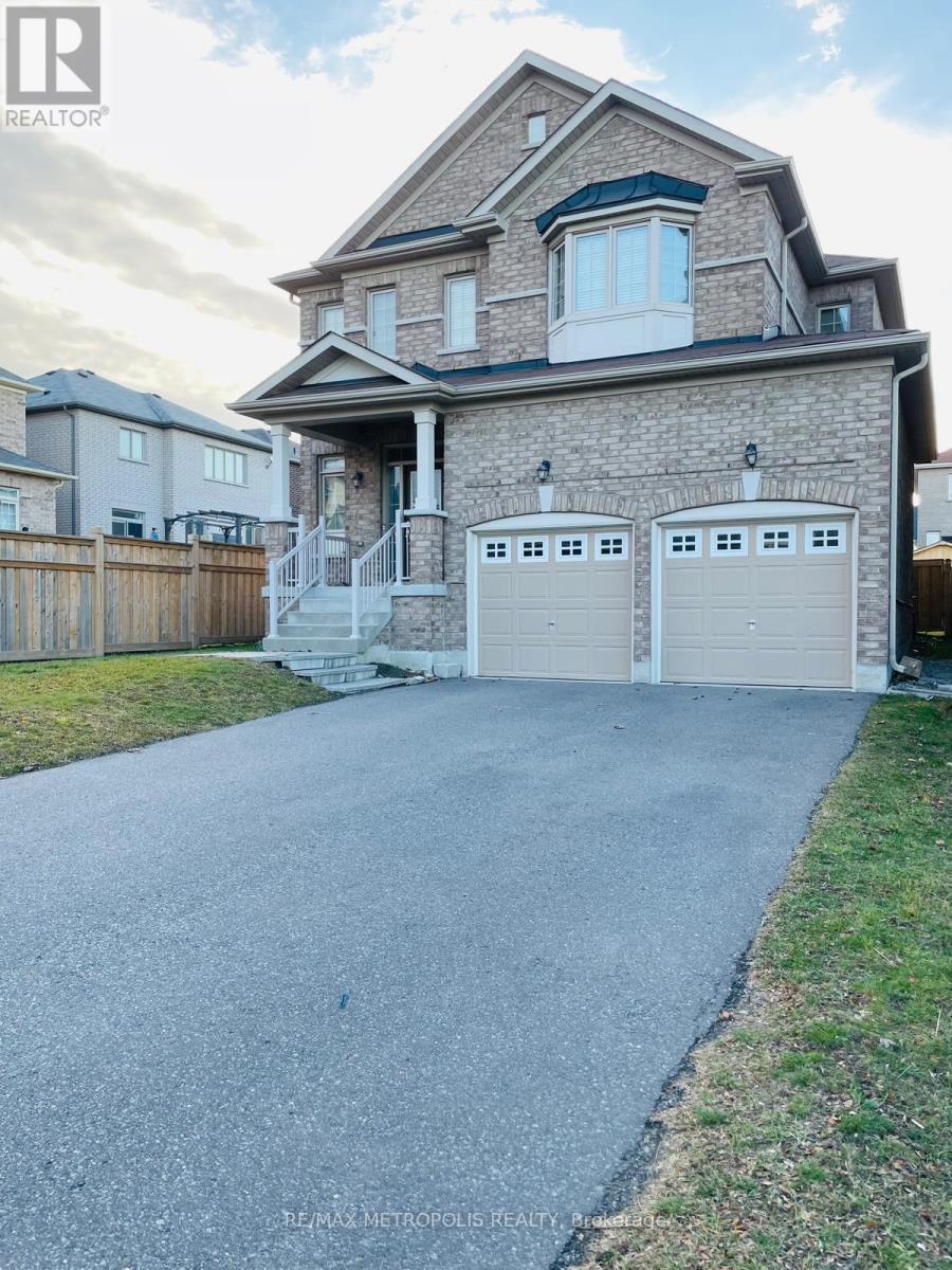 10 BARCHARD STREET, Clarington (Newcastle) — photo 2