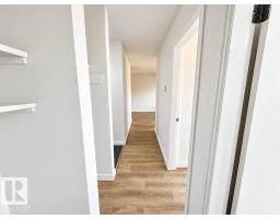 #4c 5715 133 Av Nw Nw, Edmonton, AB T5A0K3 Photo 11