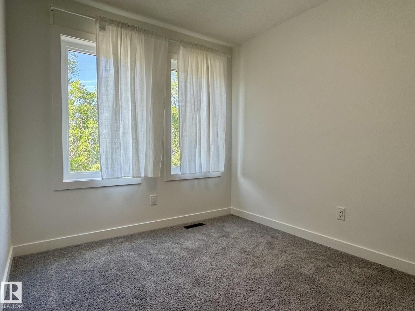 Property photograph 6 for MLS E4497344
