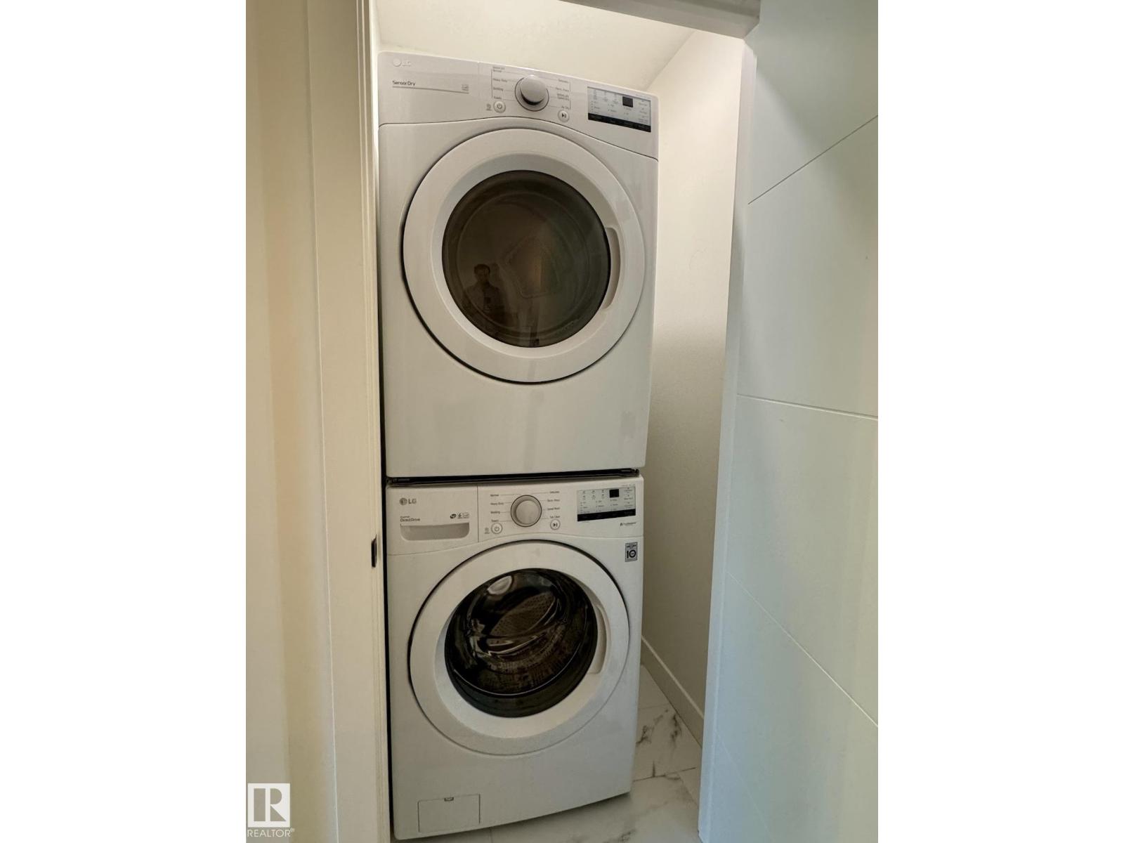 Property photograph 11 for MLS E4497344