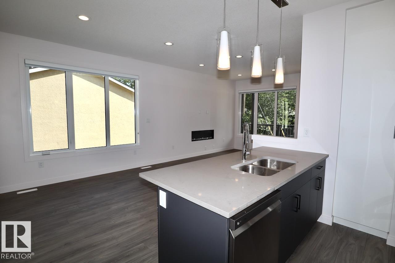Property photograph 5 for MLS E4500122