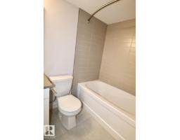 10820 86 Av Nw Nw, Edmonton, AB T6E2N2 Photo 24