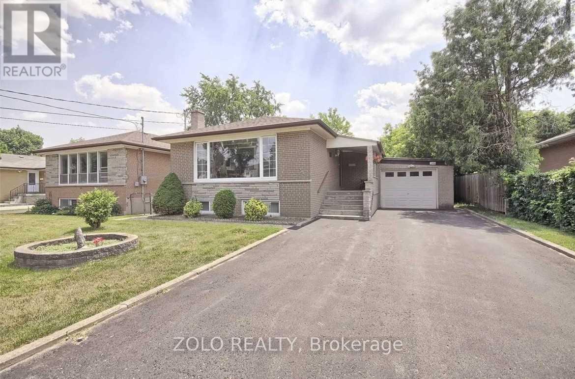 MAIN FLOOR - 346 WENLOCK AVENUE, Richmond Hill (Harding)
