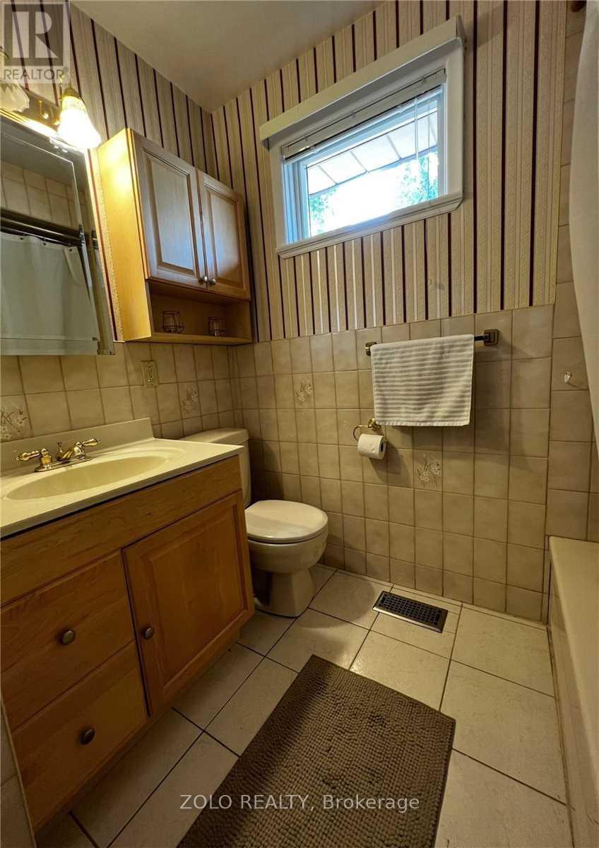 MAIN FLOOR - 346 WENLOCK AVENUE, Richmond Hill (Harding) — photo 7